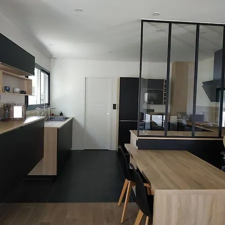 Maison Architecte Neuve - Piscine - 400m Ocean فيلة